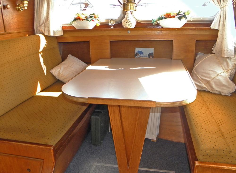 Fore ship, Accommodation